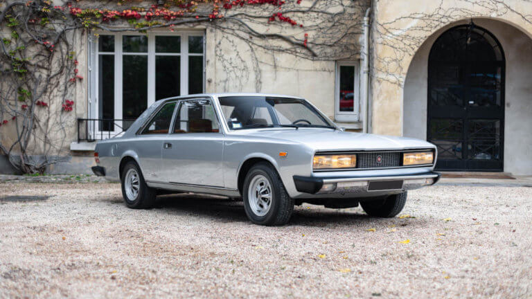 Fiat 130 coupe